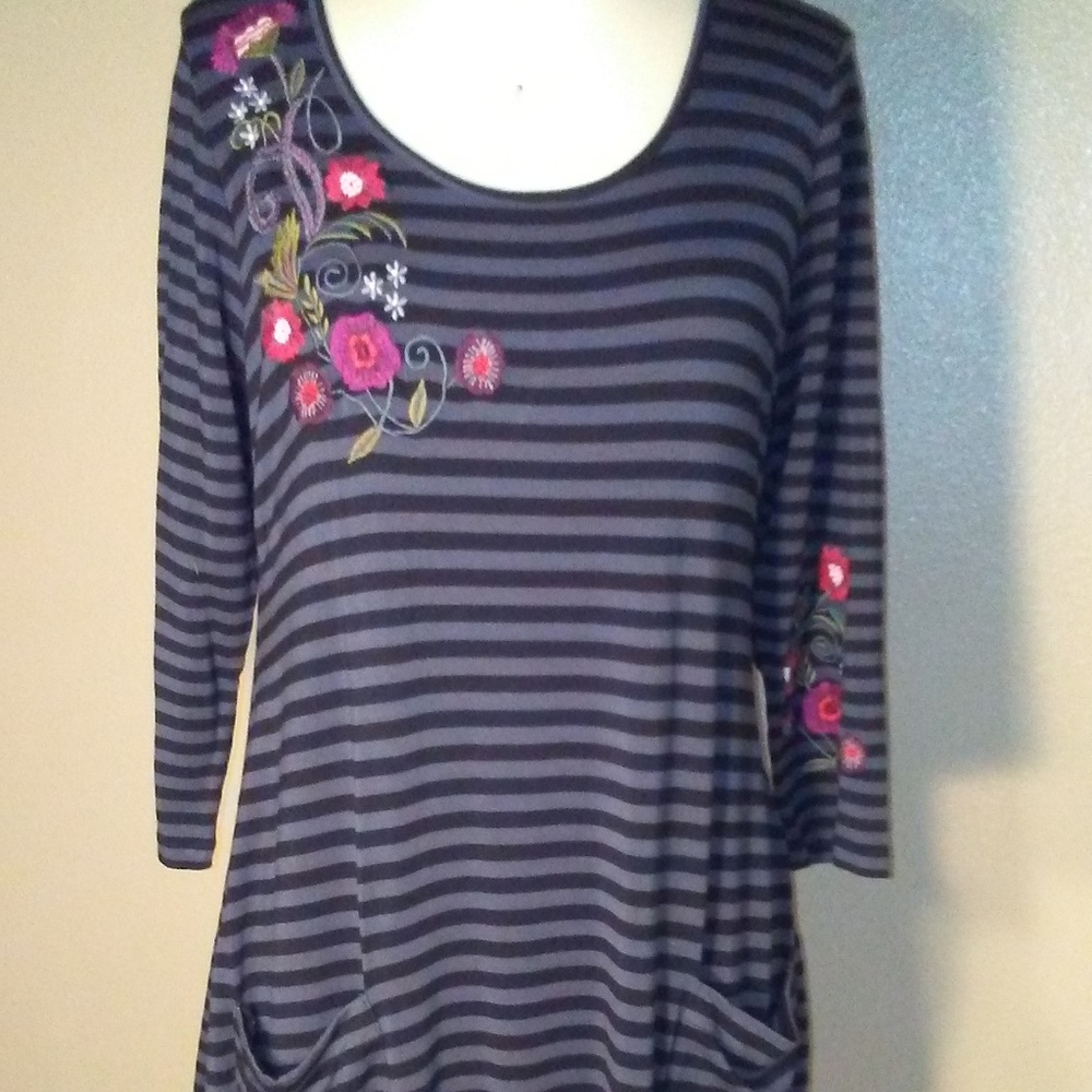 Viscous Dress XL Embroidered NWT
